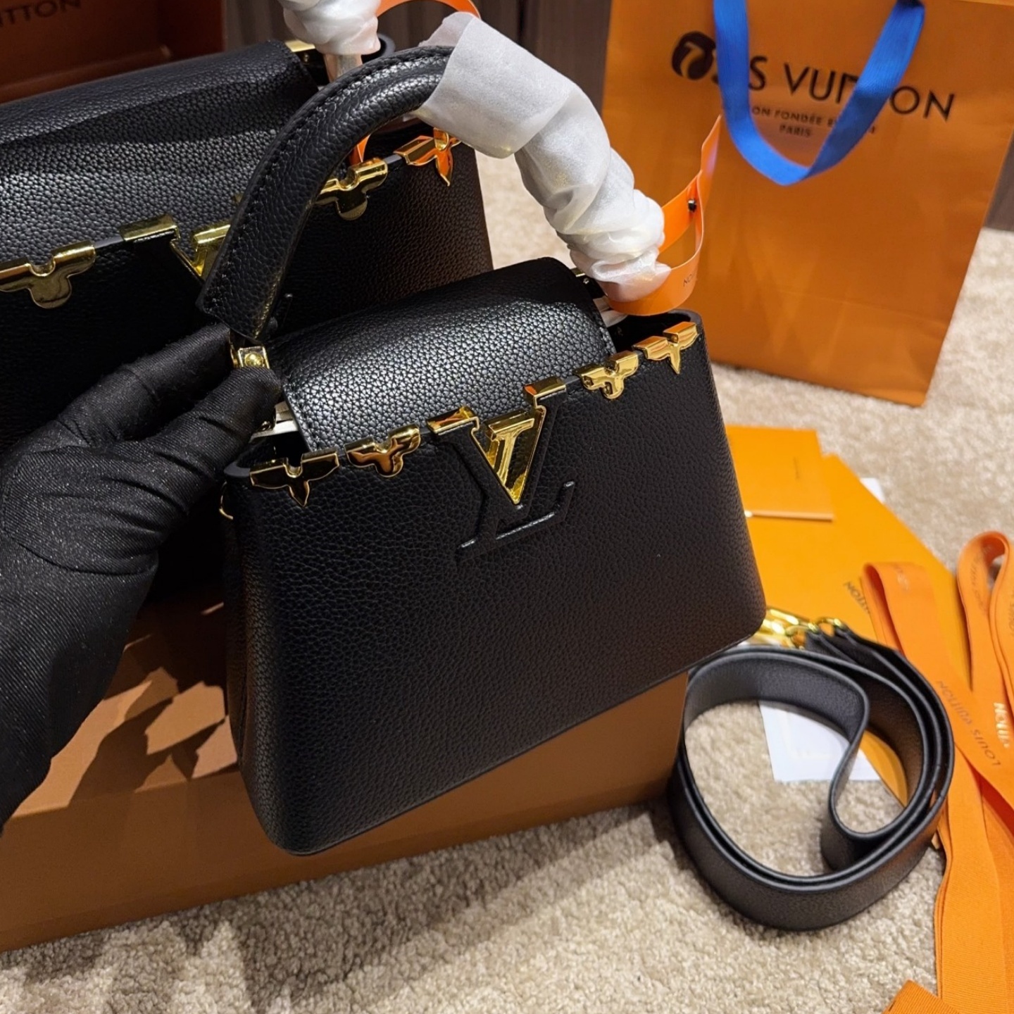 LV Golden Motif Capucines Bag YV25110311