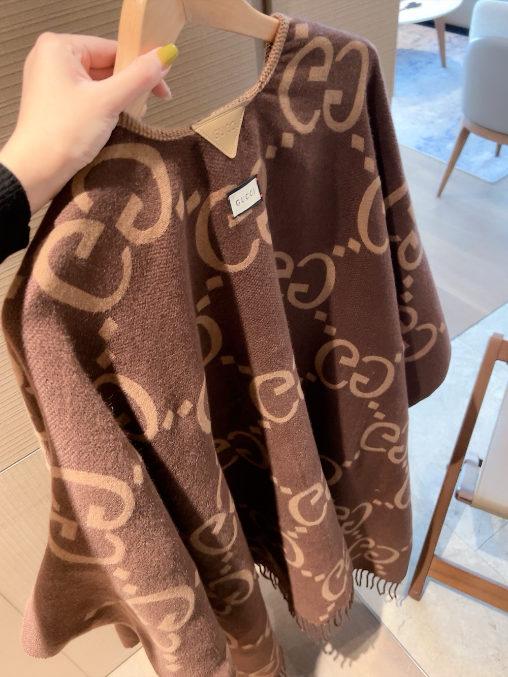 GG Double G Jacquard Cape Blanket AM25110341