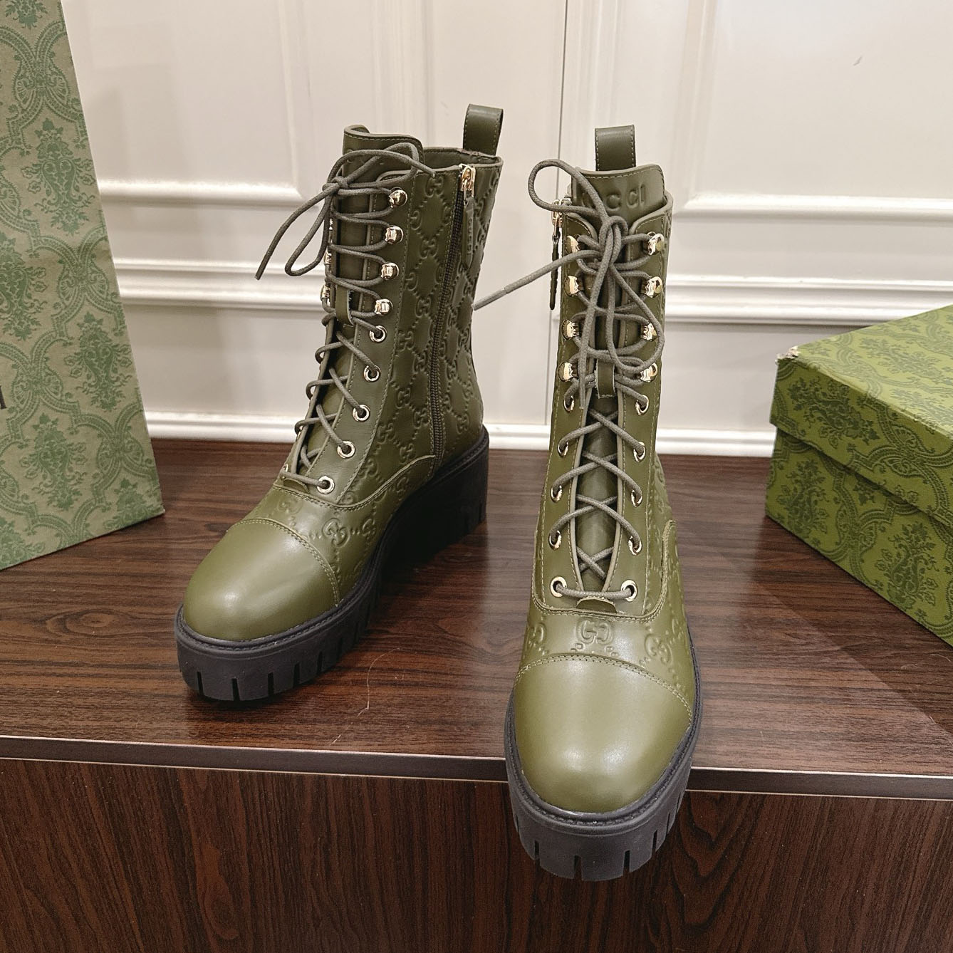 GG Lace-Up Ankle Boots AM25110309