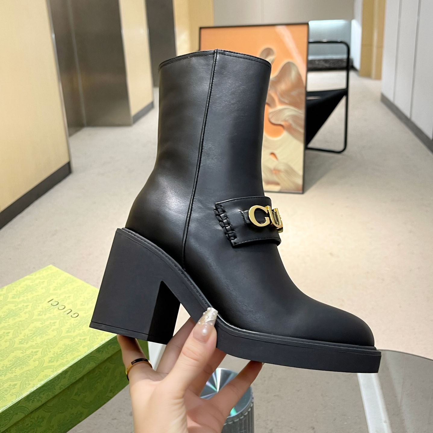 GG New Women's Martin Boots AM25110324