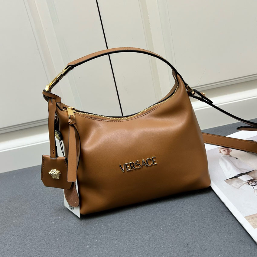 Vs Classic Shoulder Bag AM25110420