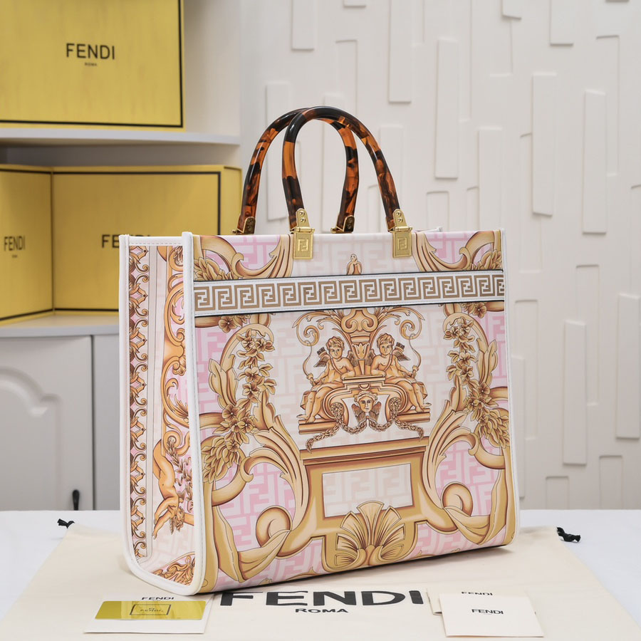 FD&Vs Collaboration Tote Bag AM25110427