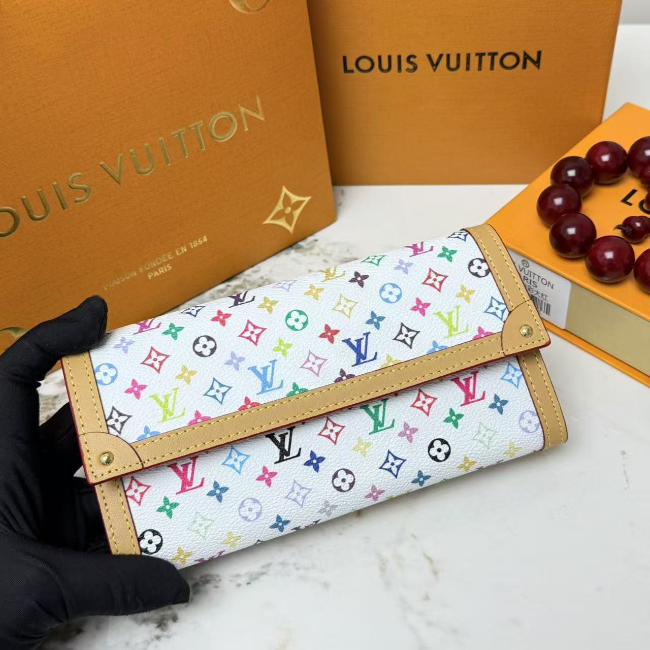 LV Multicolore Limited Edition Wallet Series YV25110408