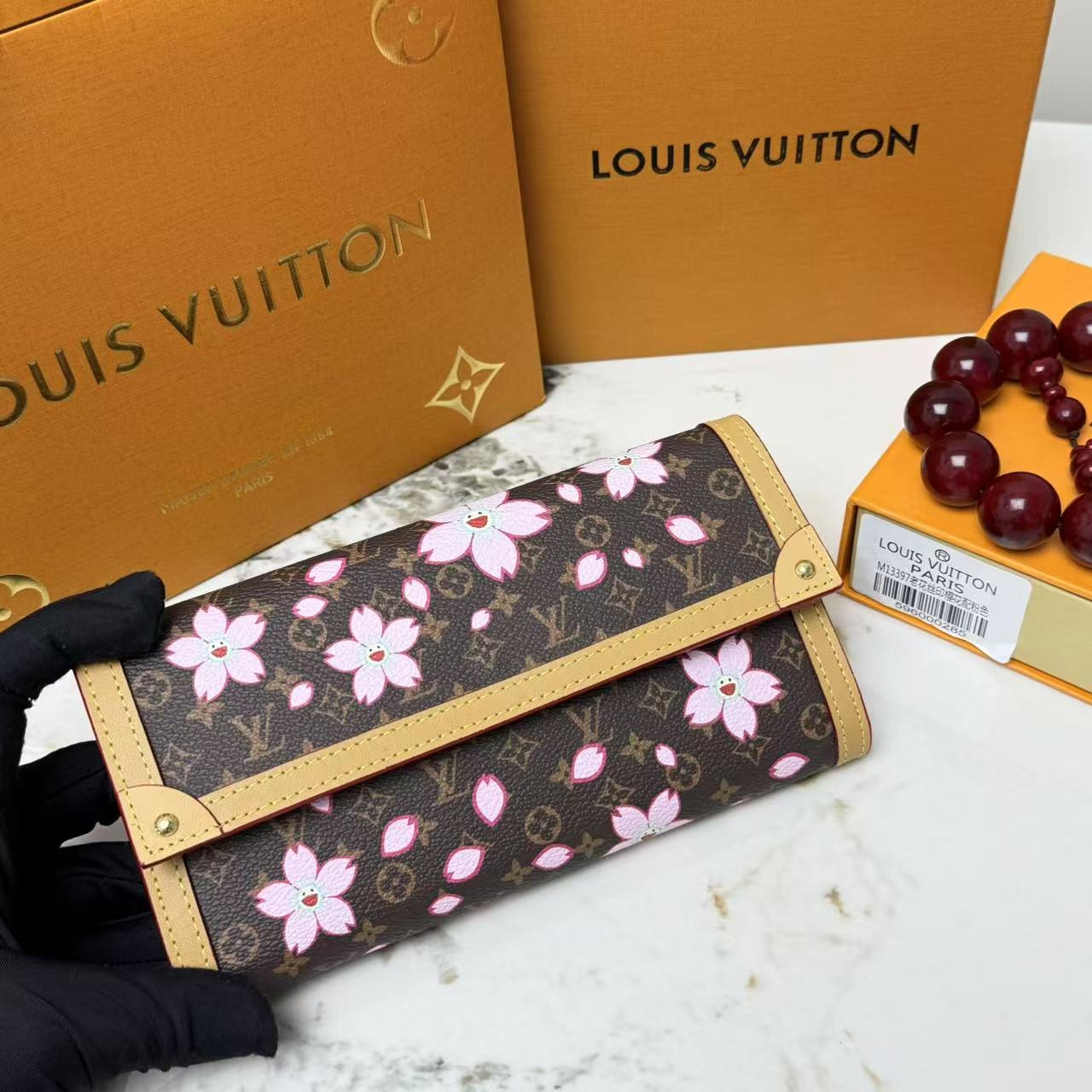 LV Cherry Blossom Limited Edition Wallet YV25110406