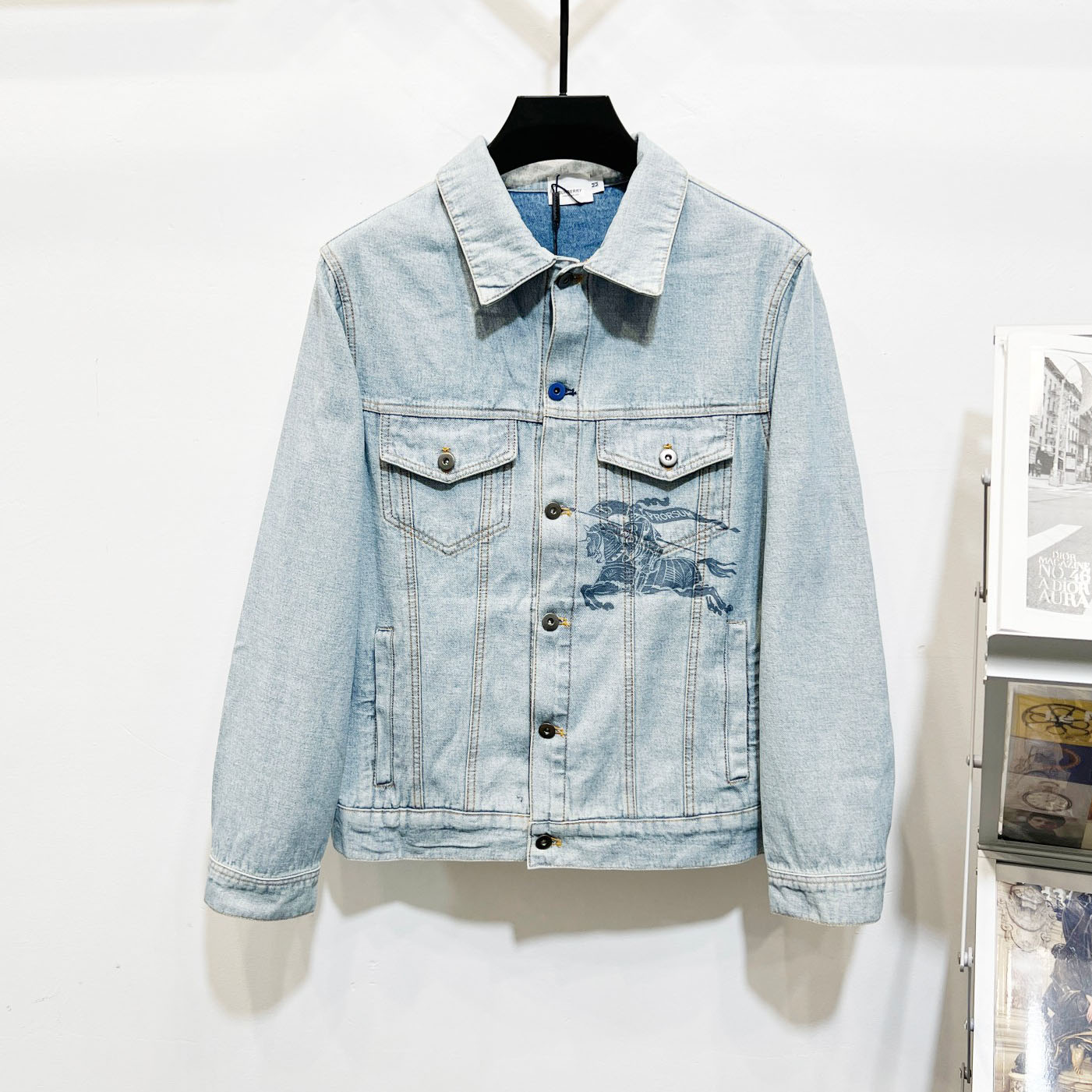 Bur Classic Equestrian Knight Print Denim Jacket AM25110403