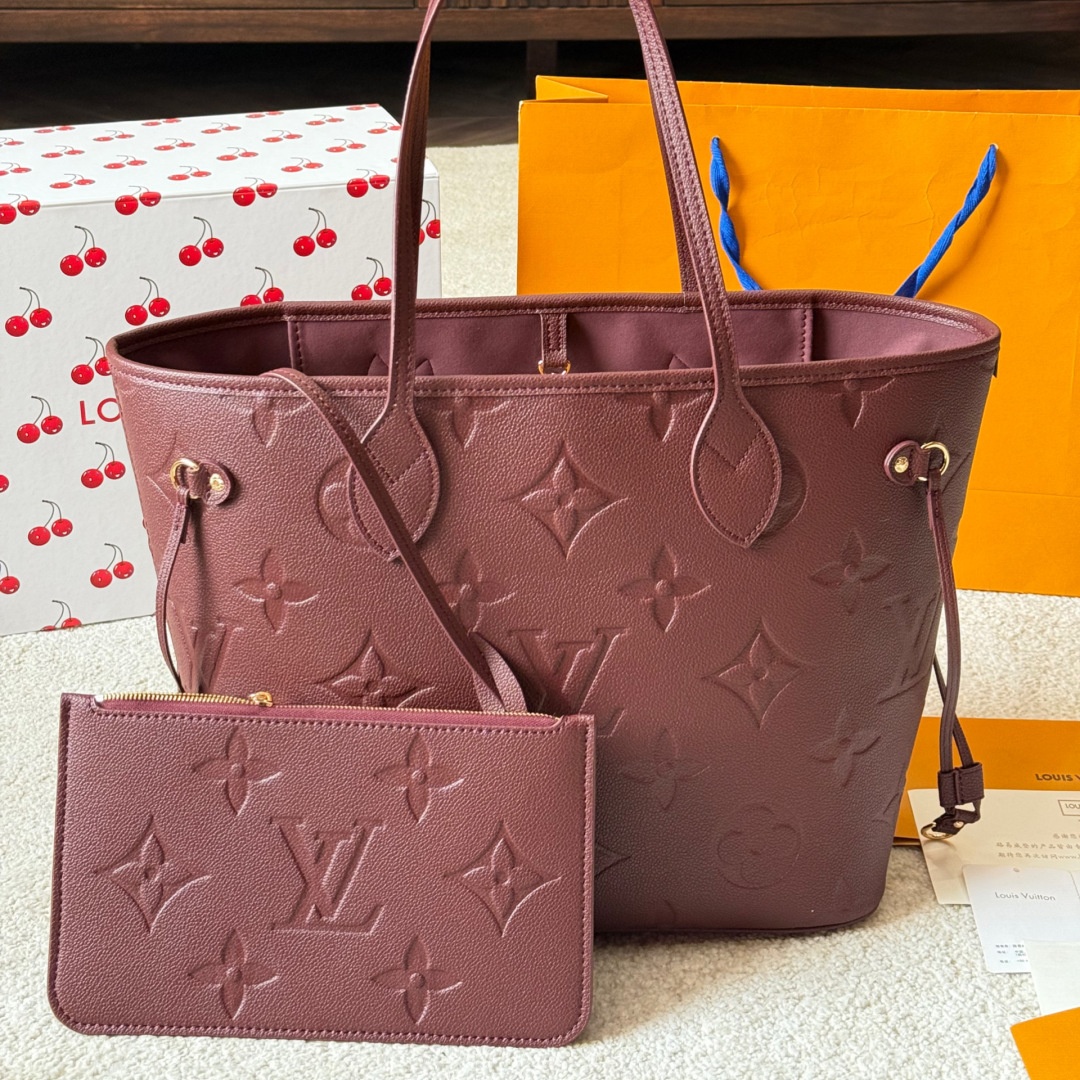 LV  New Color Neverfull Embossed Monogram Grained Calfskin Tote Bag YV25110511