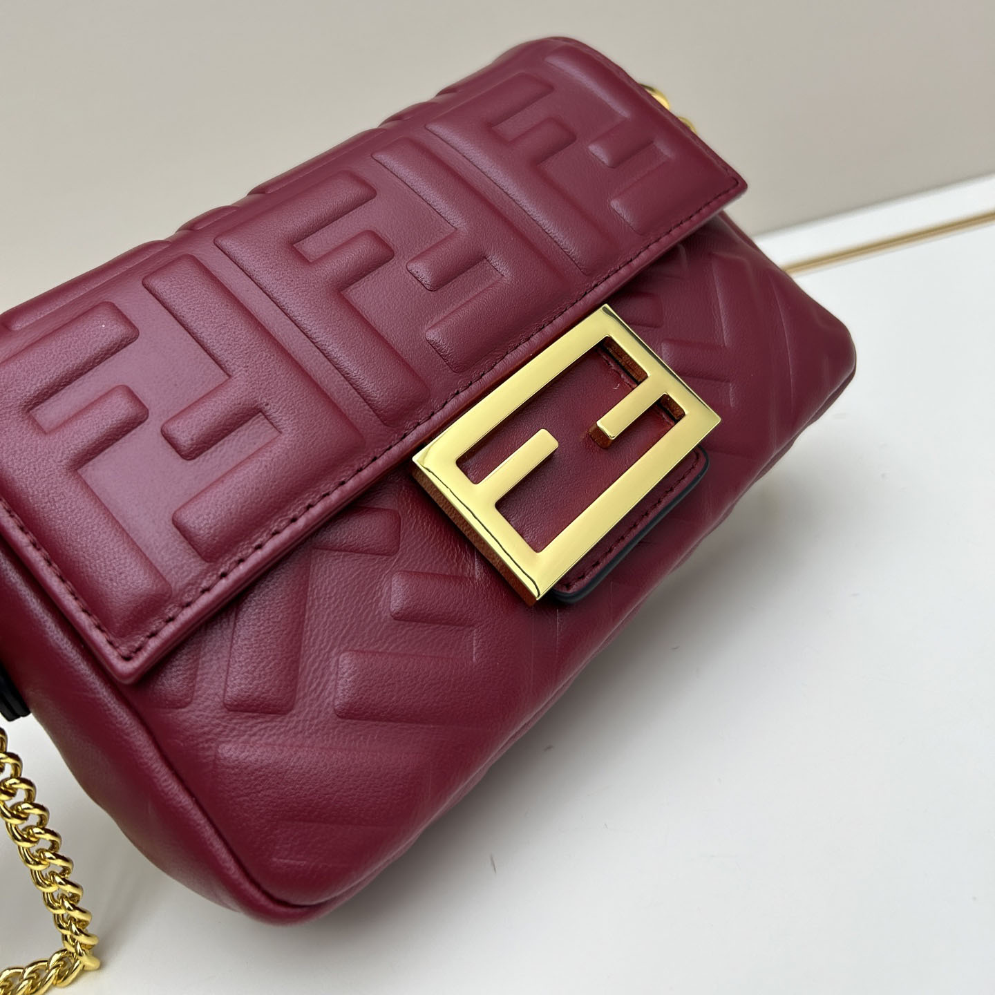 FD Classic shoulder bag-Small XX25110526