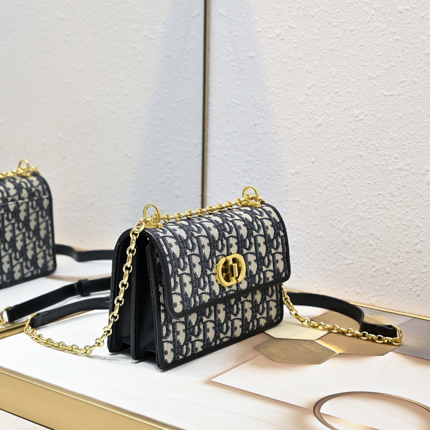 CD Miss Caro Chain Handbag-Small AM25110612