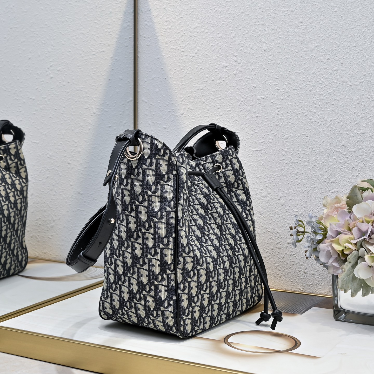 CD D-Motion Handbag AM25110610