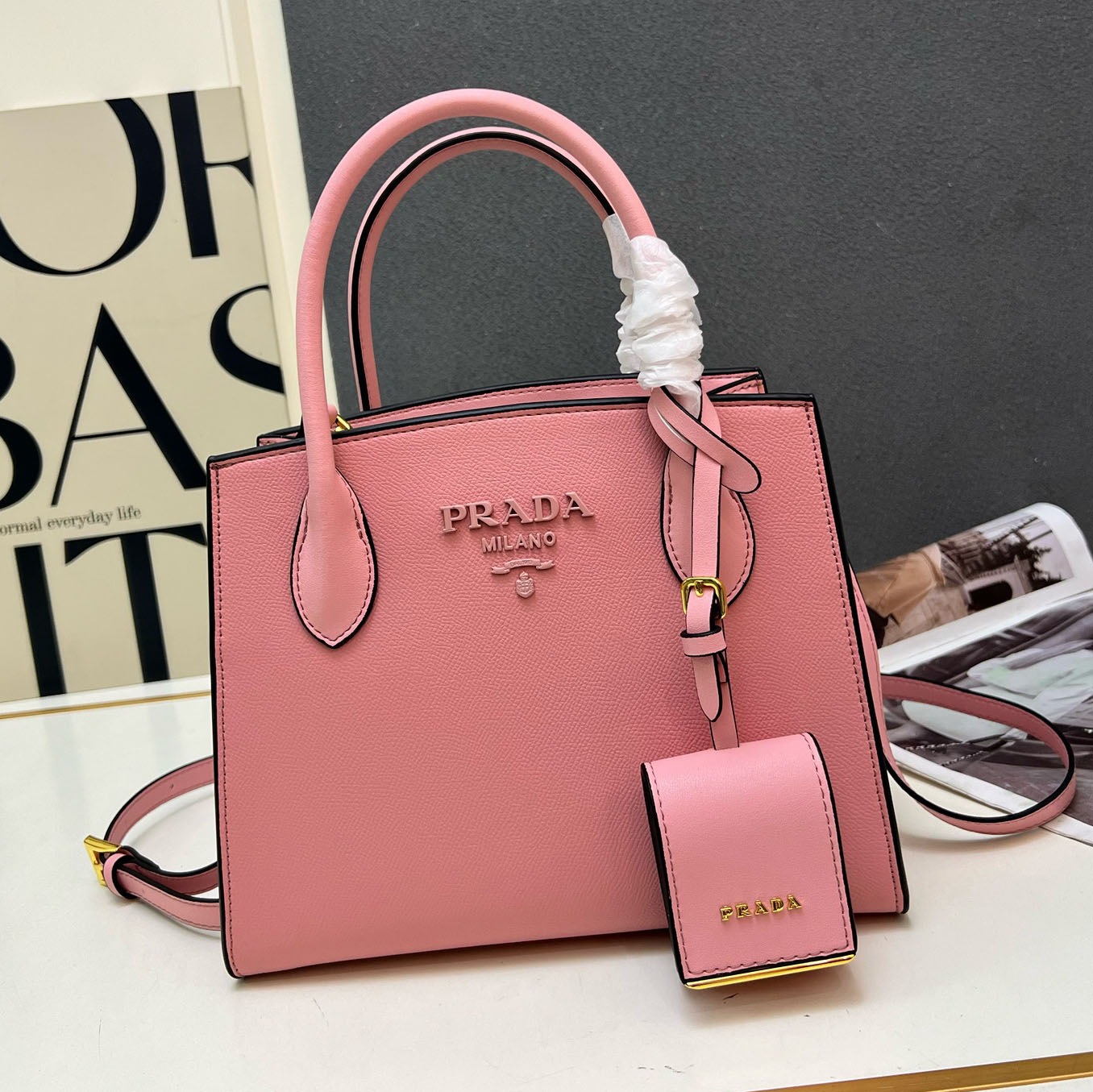 PRA Classic Handbag AM25110637