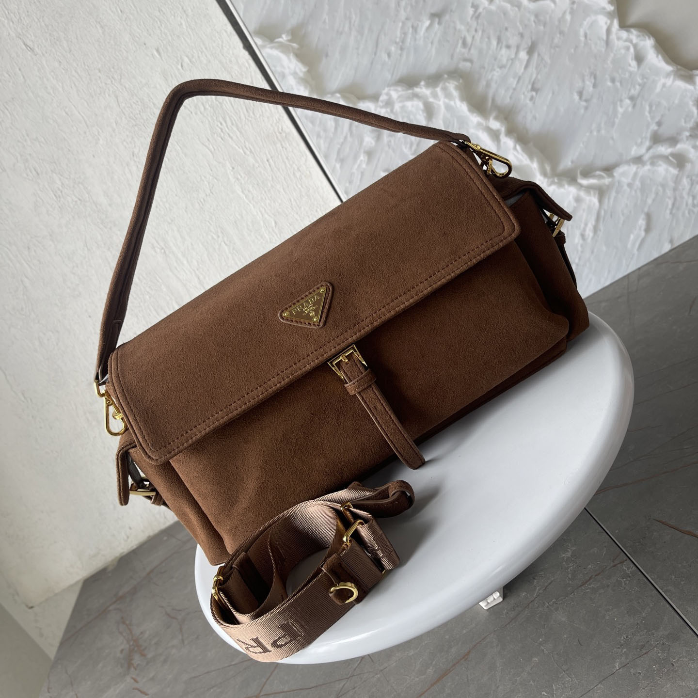 PRA New Brown Messenger AM25110607