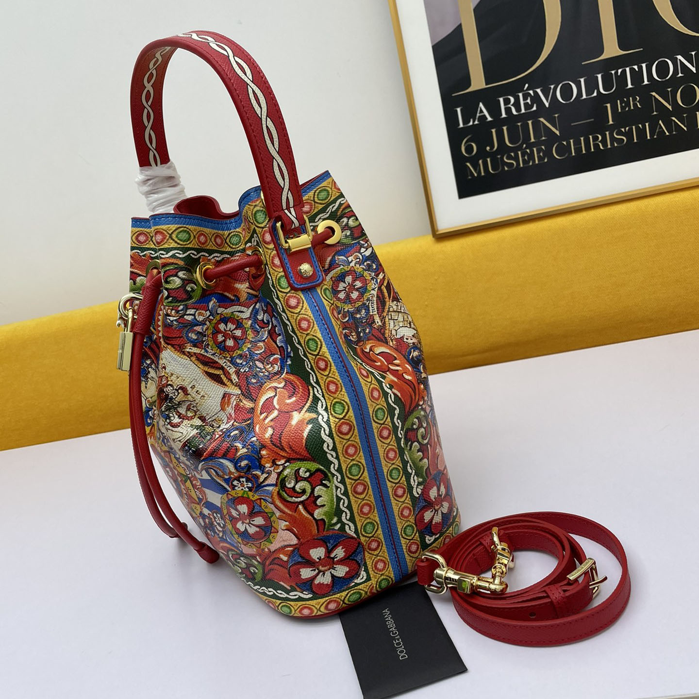 D&G Classic Huaben-Printed Bucket Bag AM25110634