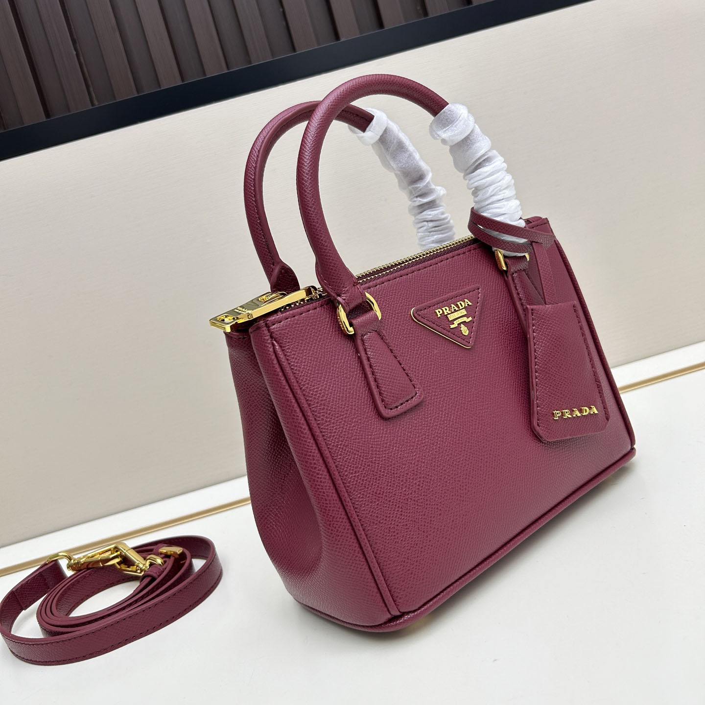 PRA Galleria Saffiano Leather Handbag-Mini AM25110651