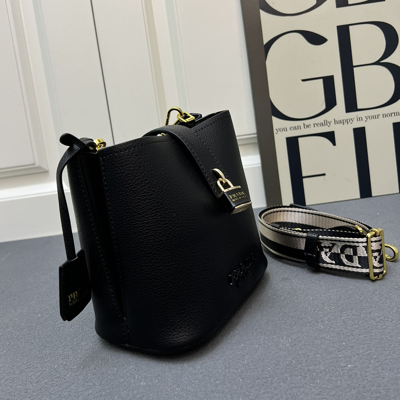 PRA Double Lock Accent Shoulder Tote Bag XX25110702