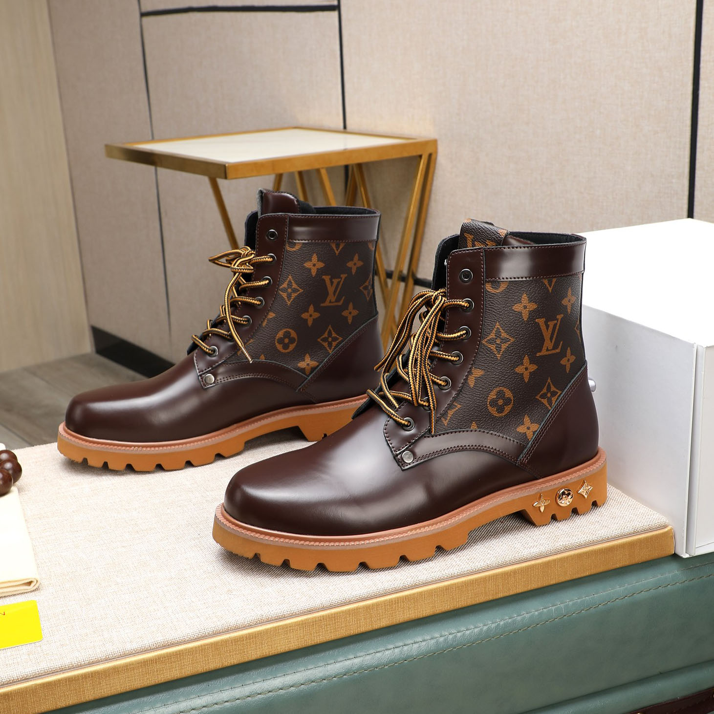 LV Monogram Men's Ankle Boots NG110901