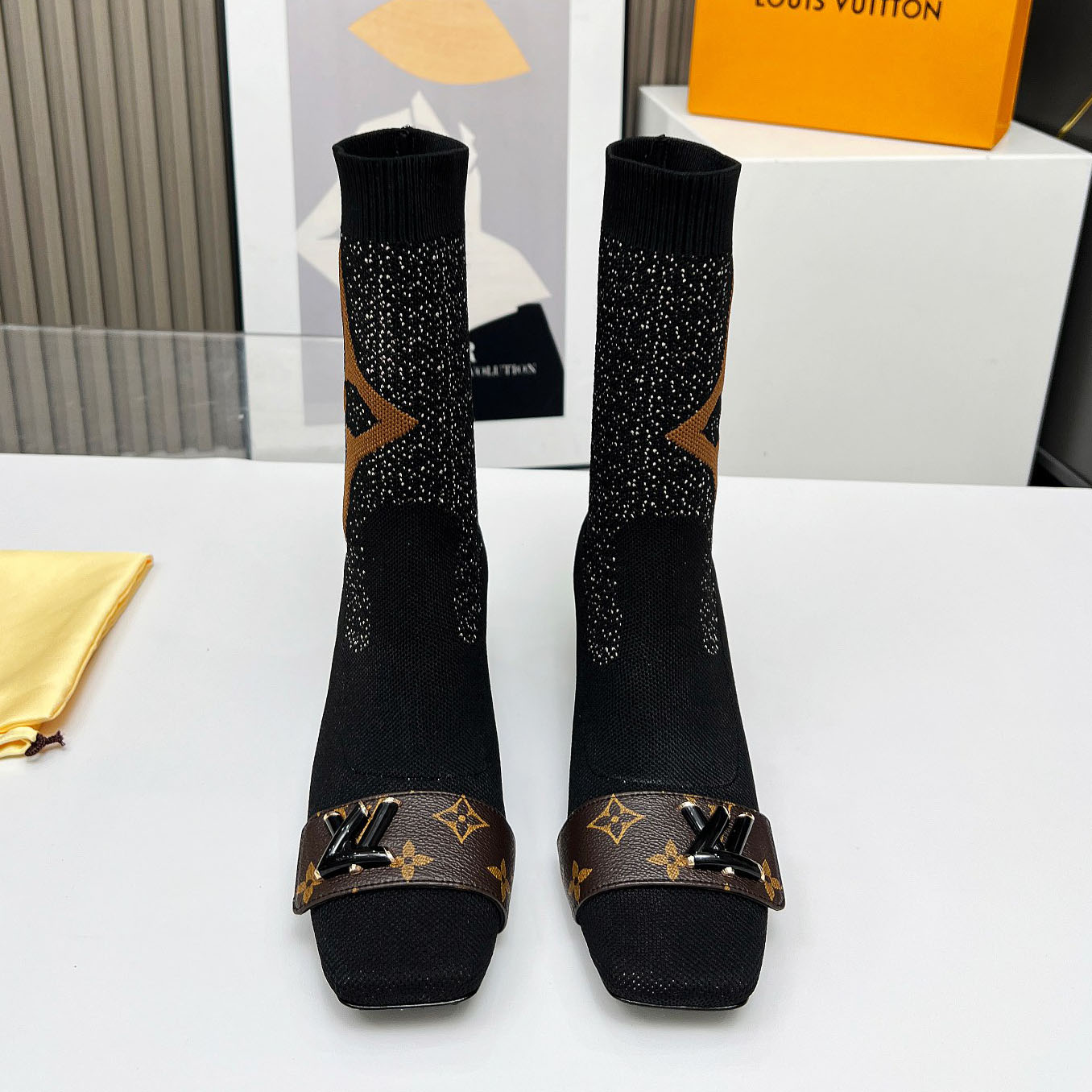 LV Classic Stretch Knit Ankle Boots NG111007