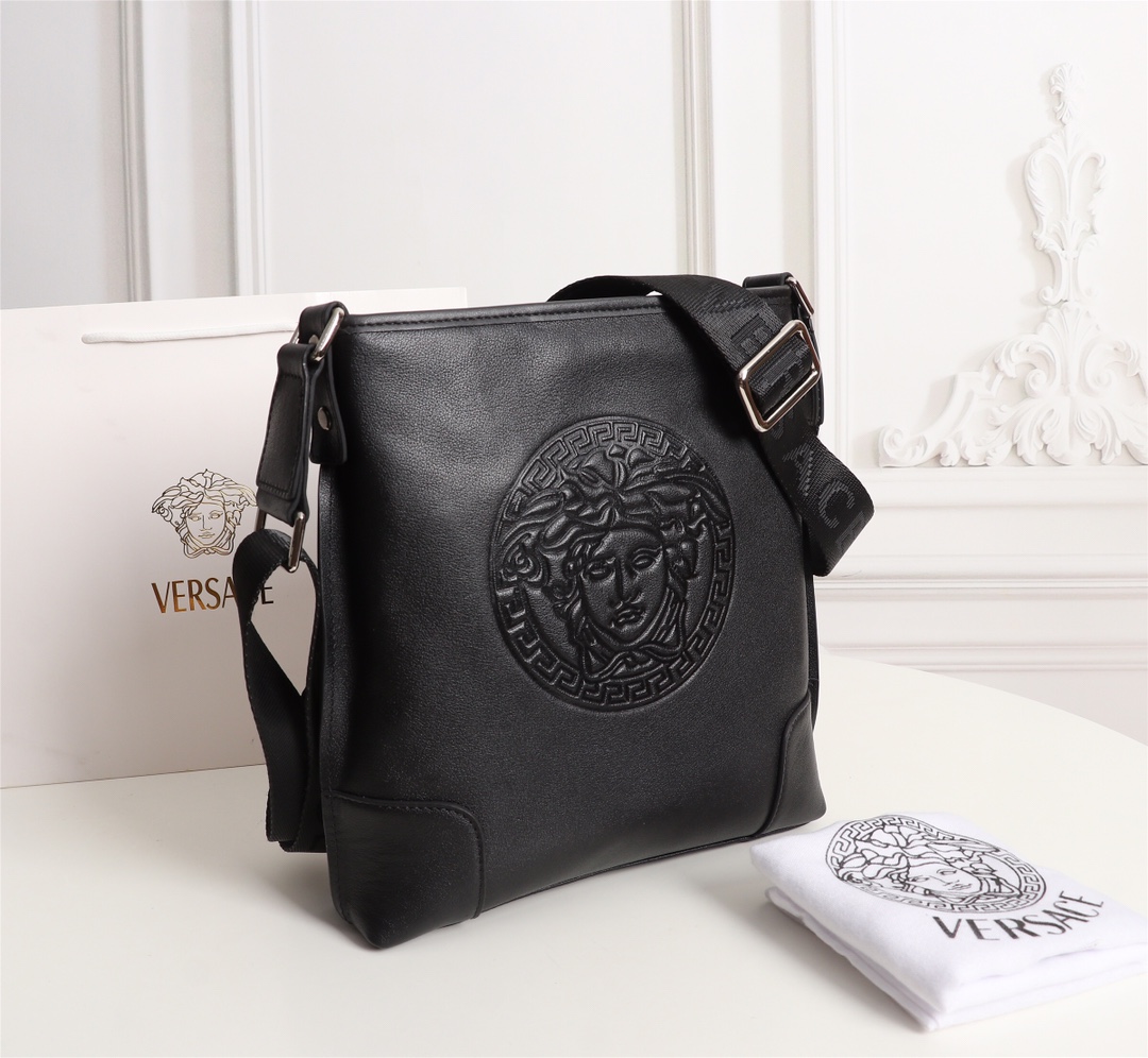 Vs Men's Classic Crossbody Bag NG101020