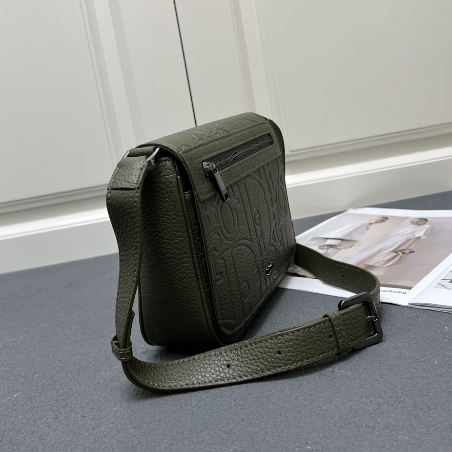 CD Men's Classic Crossbody Bag NG101056