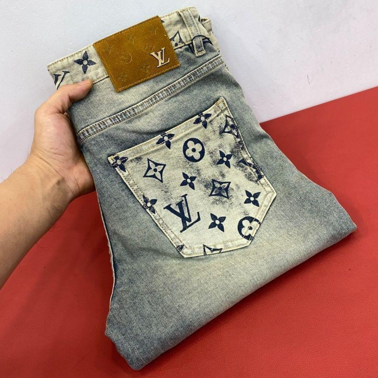 LV Men's Slim Fit Jeans NG070711