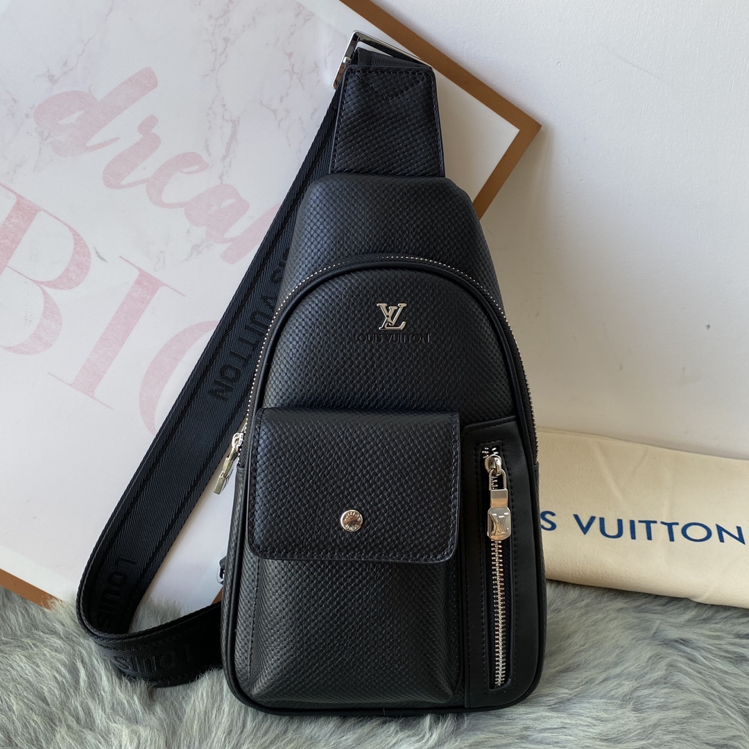 LV 25 New Men's Crossbody Bag NG101018
