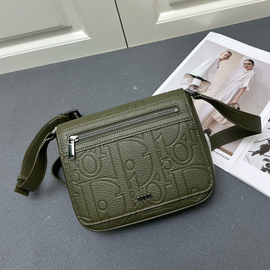 CD Men's Classic Crossbody Bag NG101056