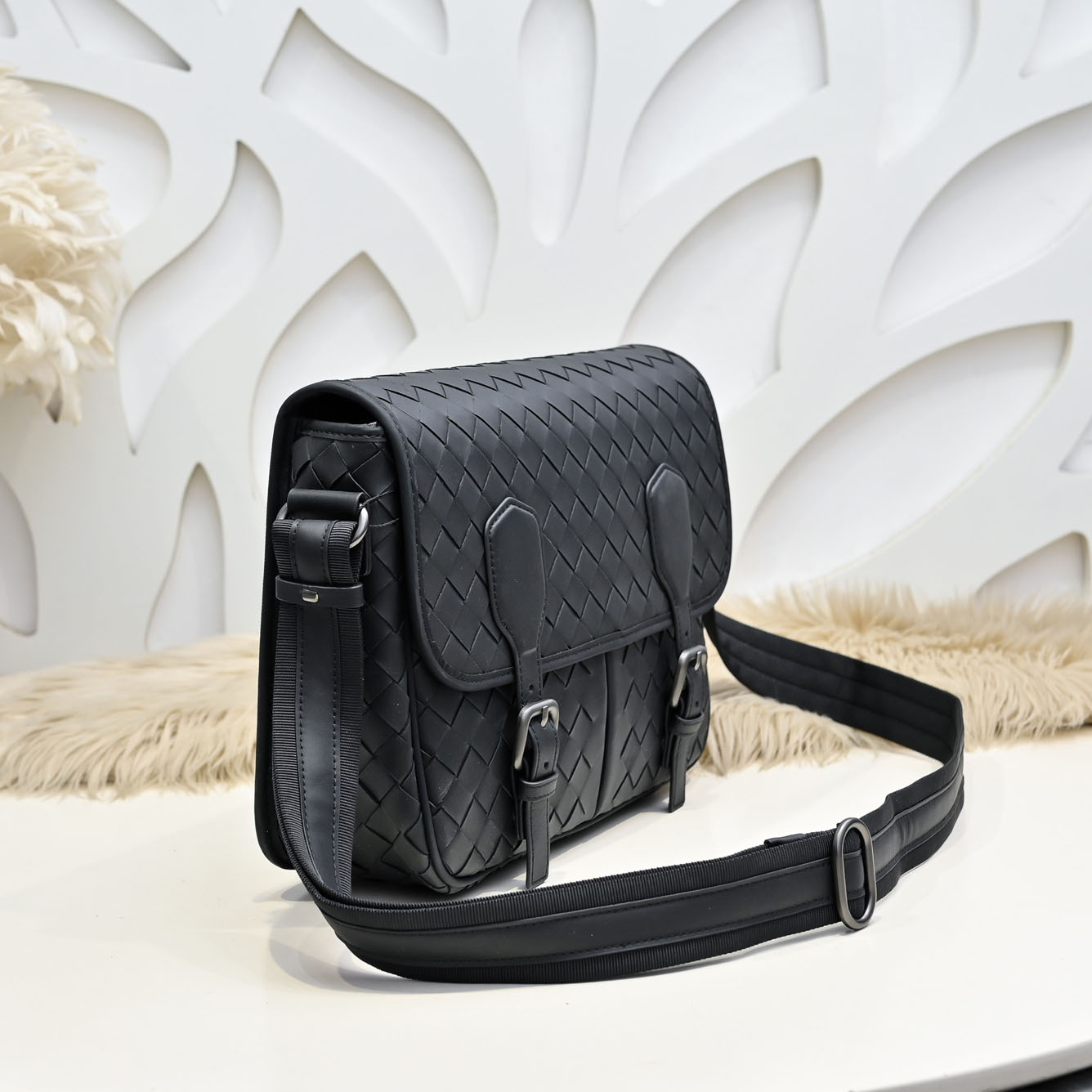 BV Men's Crossbody Bag NG101026