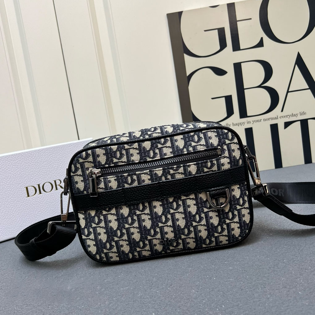 CD Safari Messenger Bag NG101057