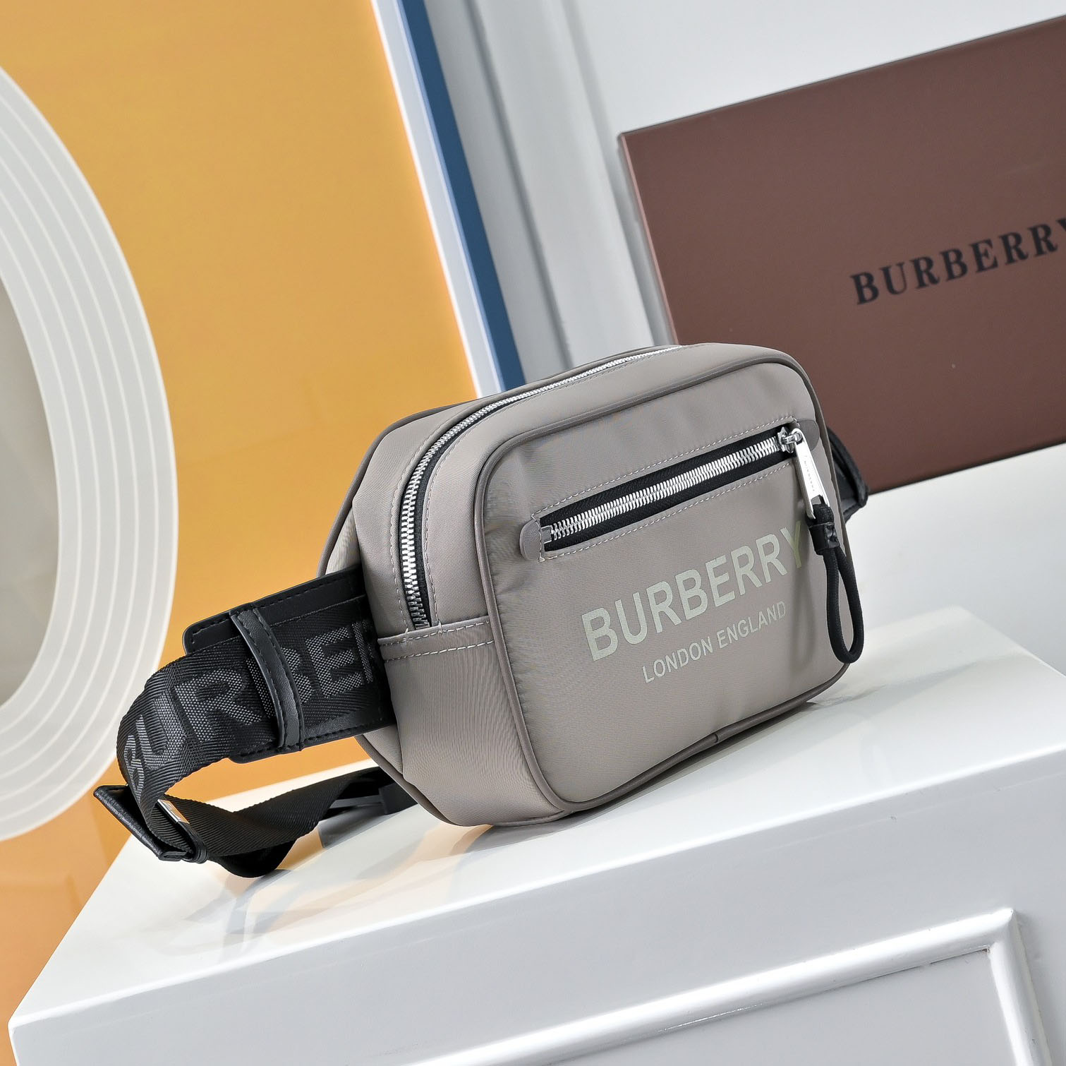 Bur Men's Classic Canvas Chest Bag NG101501