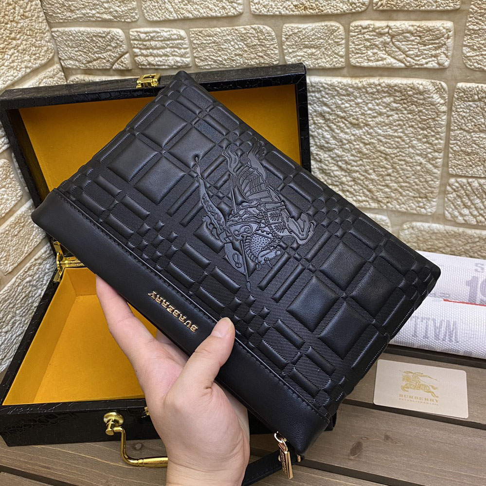 Bur Men's Classic Equestrian Knight Embossed Clutch NG101603