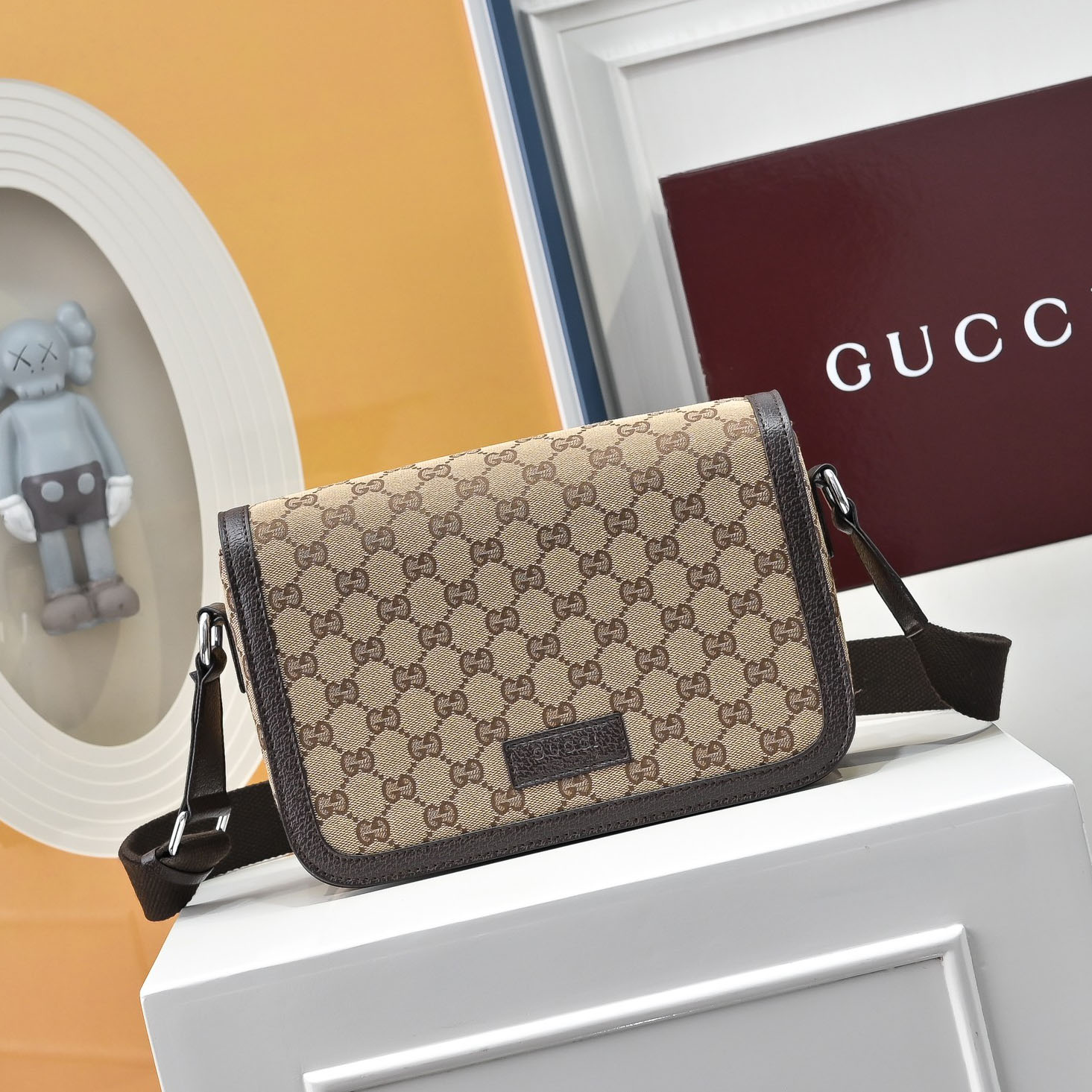 GG Classic Messenger Bag NG101606