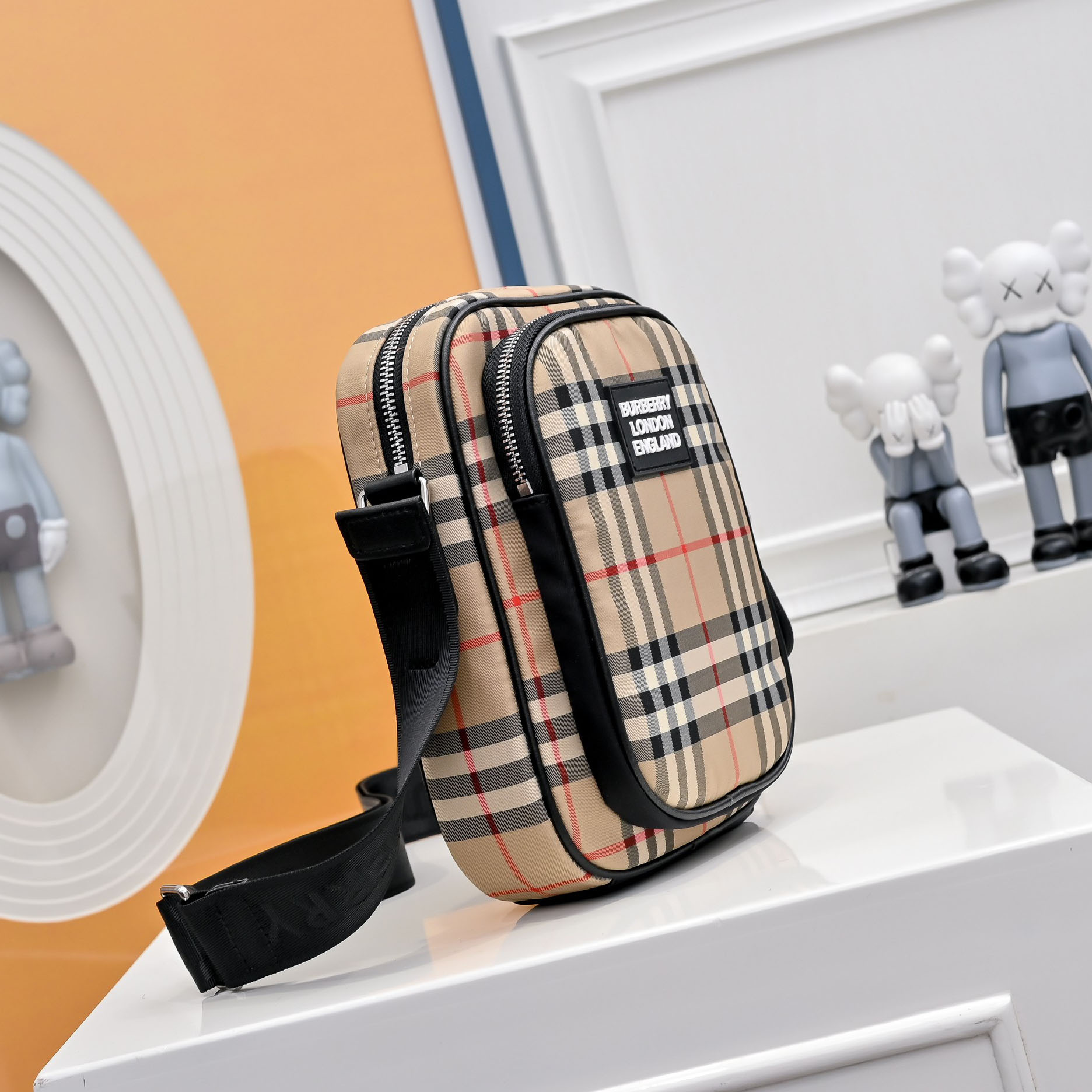 Bur Men's Classic Check Crossbody Bag NG101508