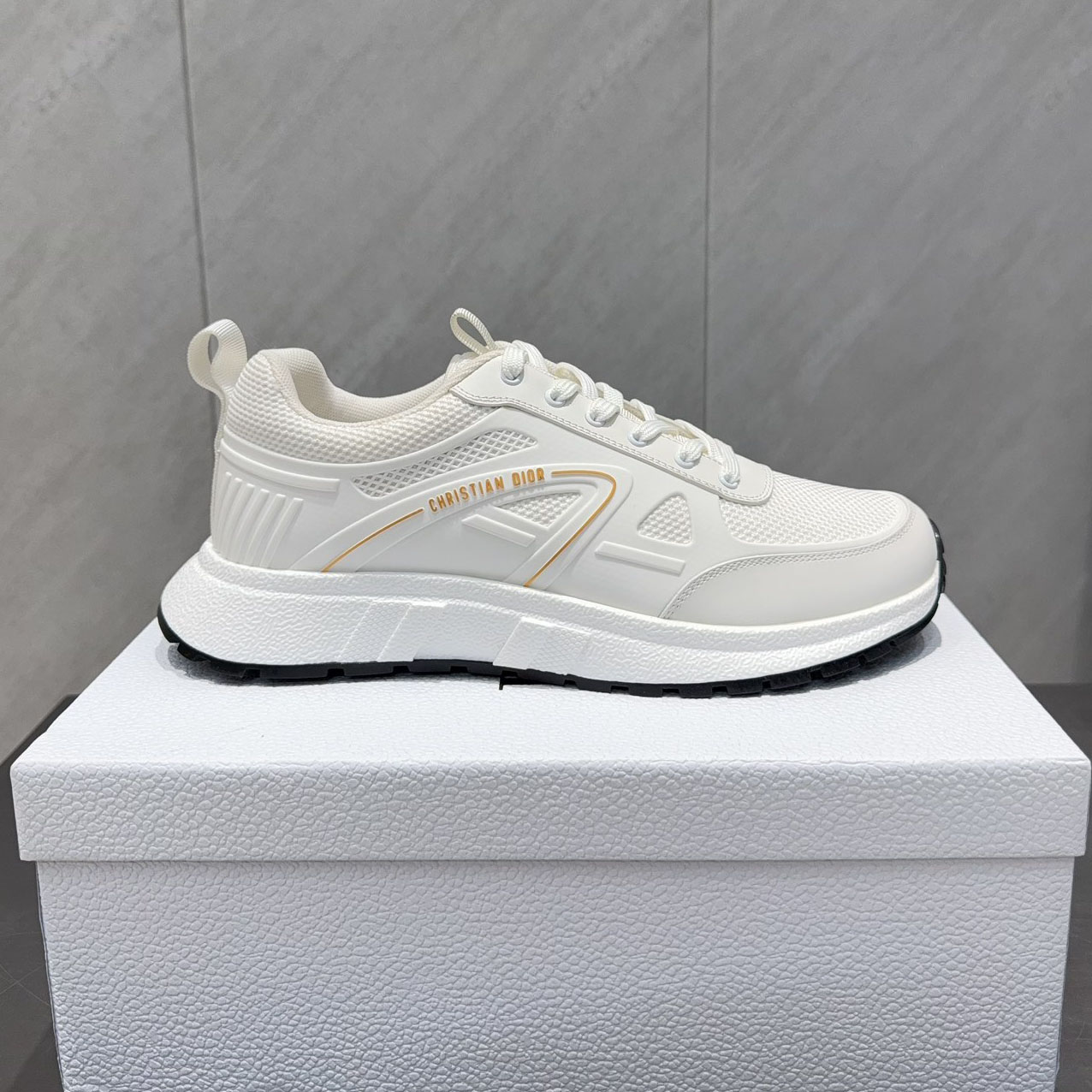 CD New Sneakers NG201013