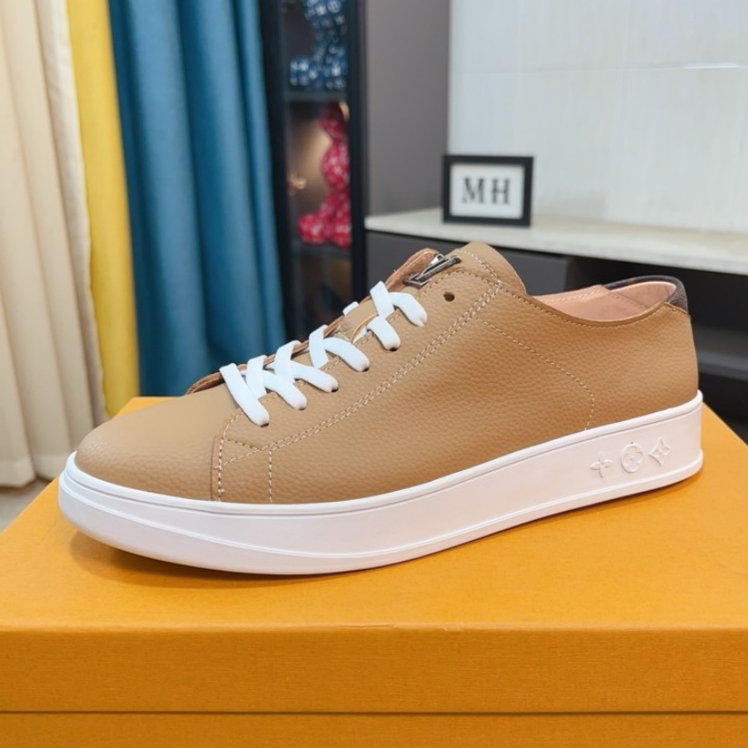 LV  Casual Grainy Leather Sneakers YVTF111310