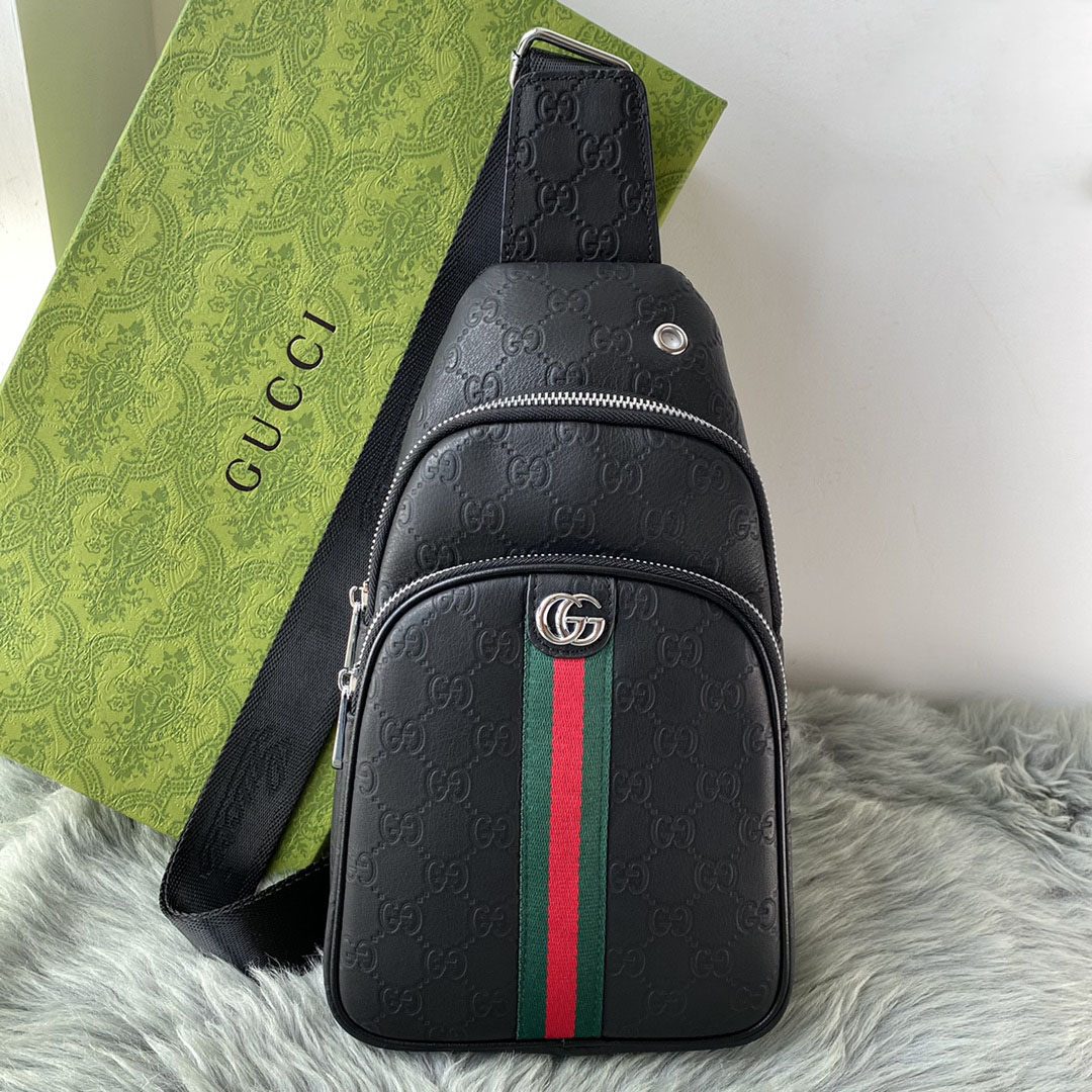 GG Men's Classic Chest Bag NG101750