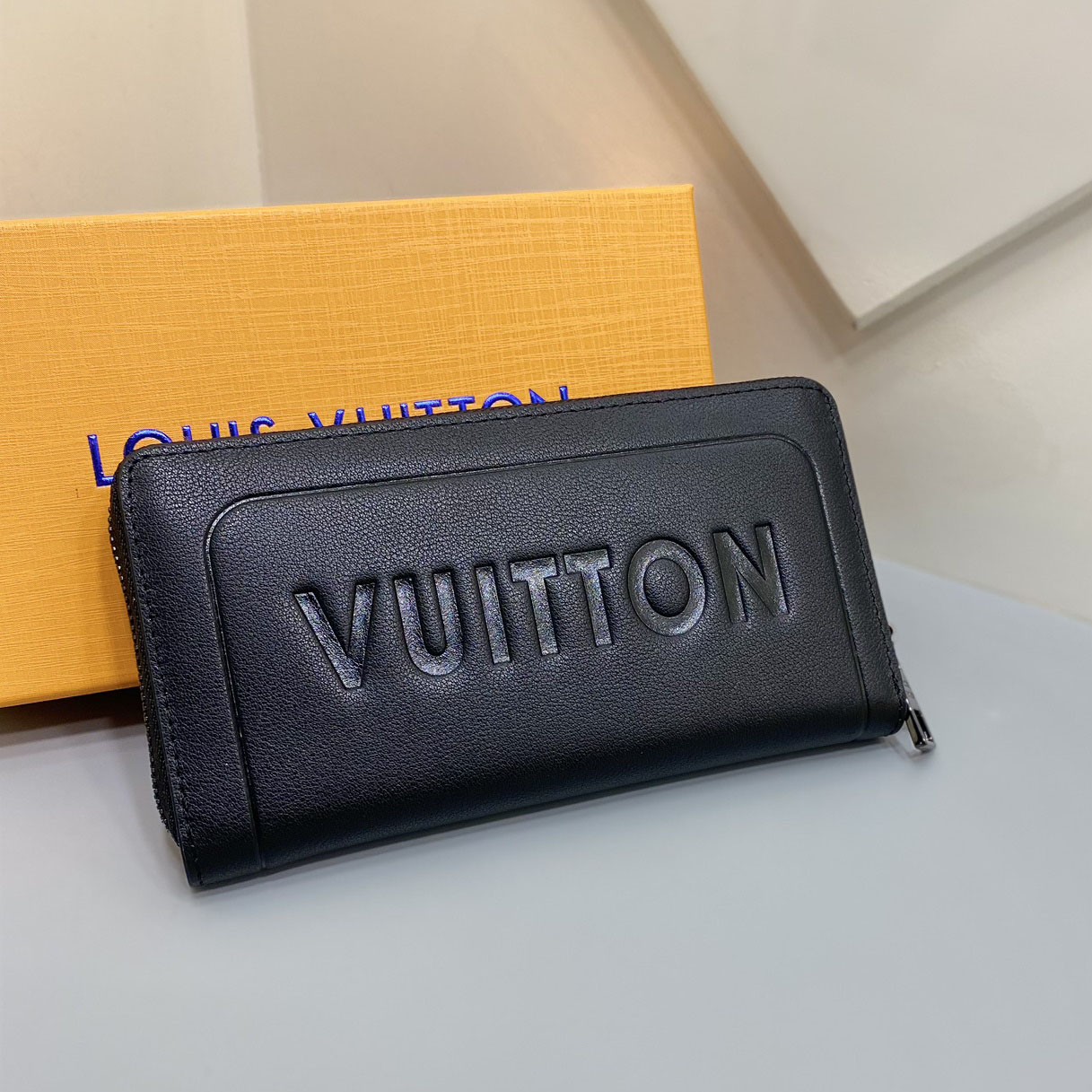 LV Logo Long Wallet NG101731