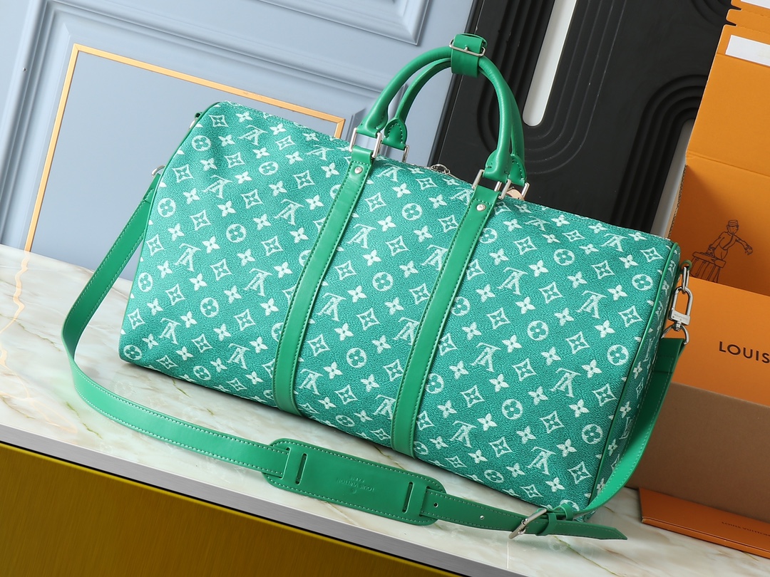 LV Pharrell Williams Fashion Travel Bag NG101736