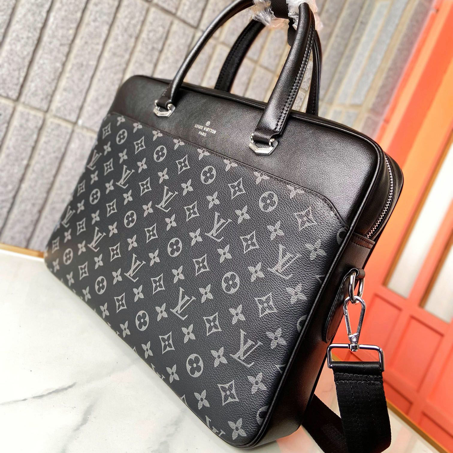 LV Men's Monogram Briefcase NG101727