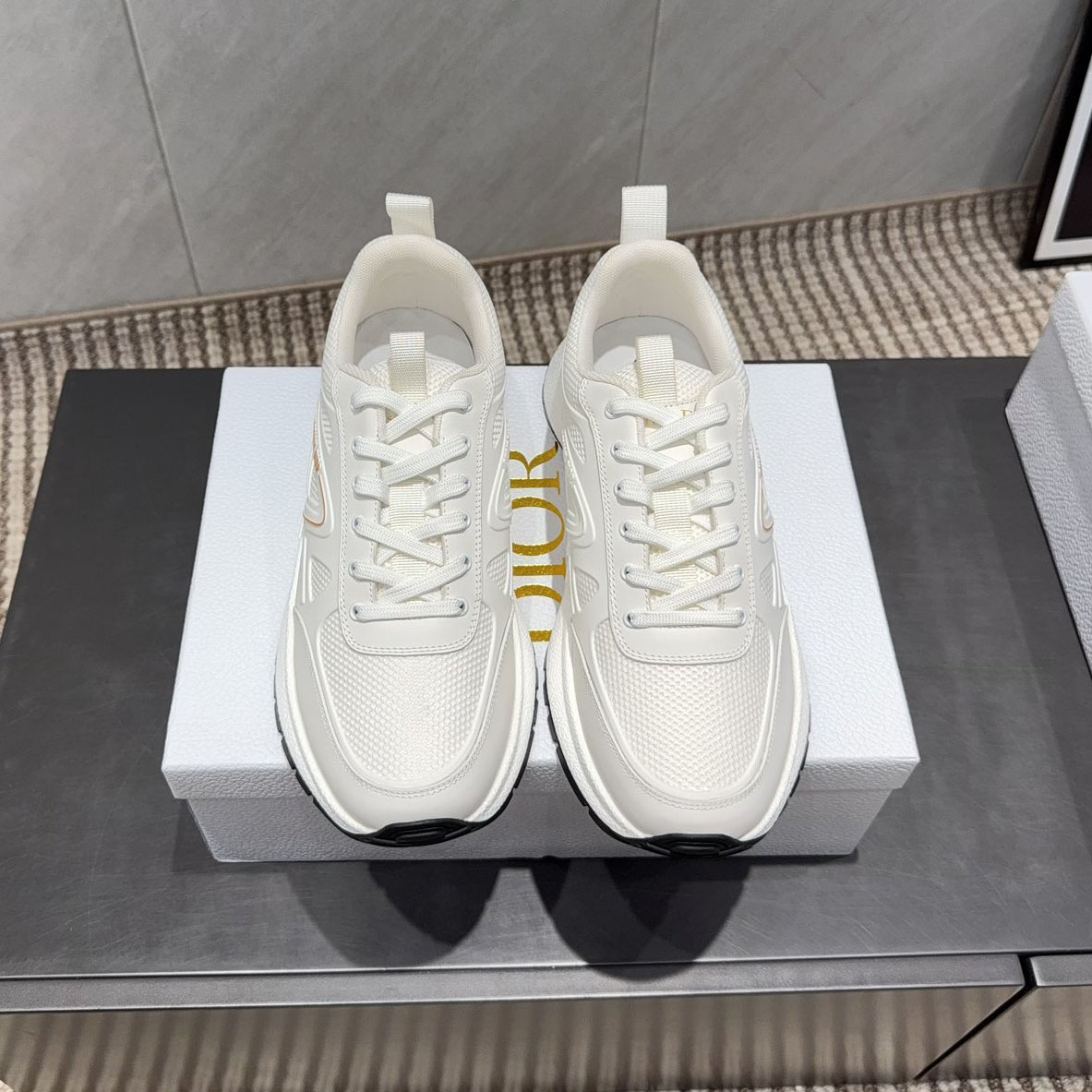 CD New Sneakers NG201013