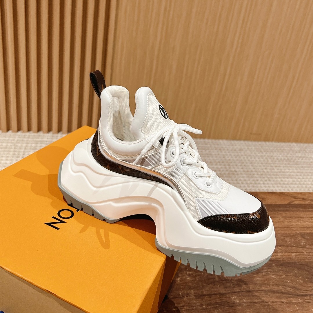 LV Archlight  Iconic Chunky Dad Sneakers YVTF111401