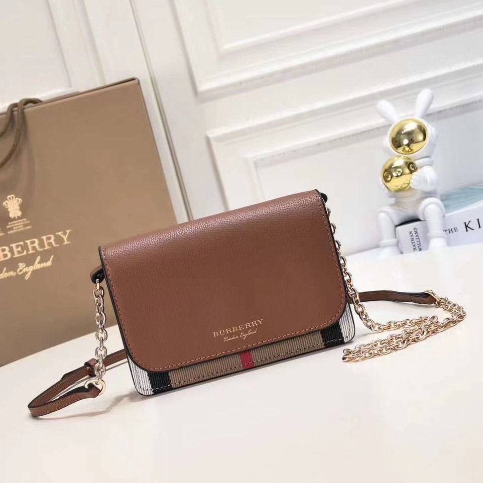 Bur Classic Shoulder Bag - Small NG551019