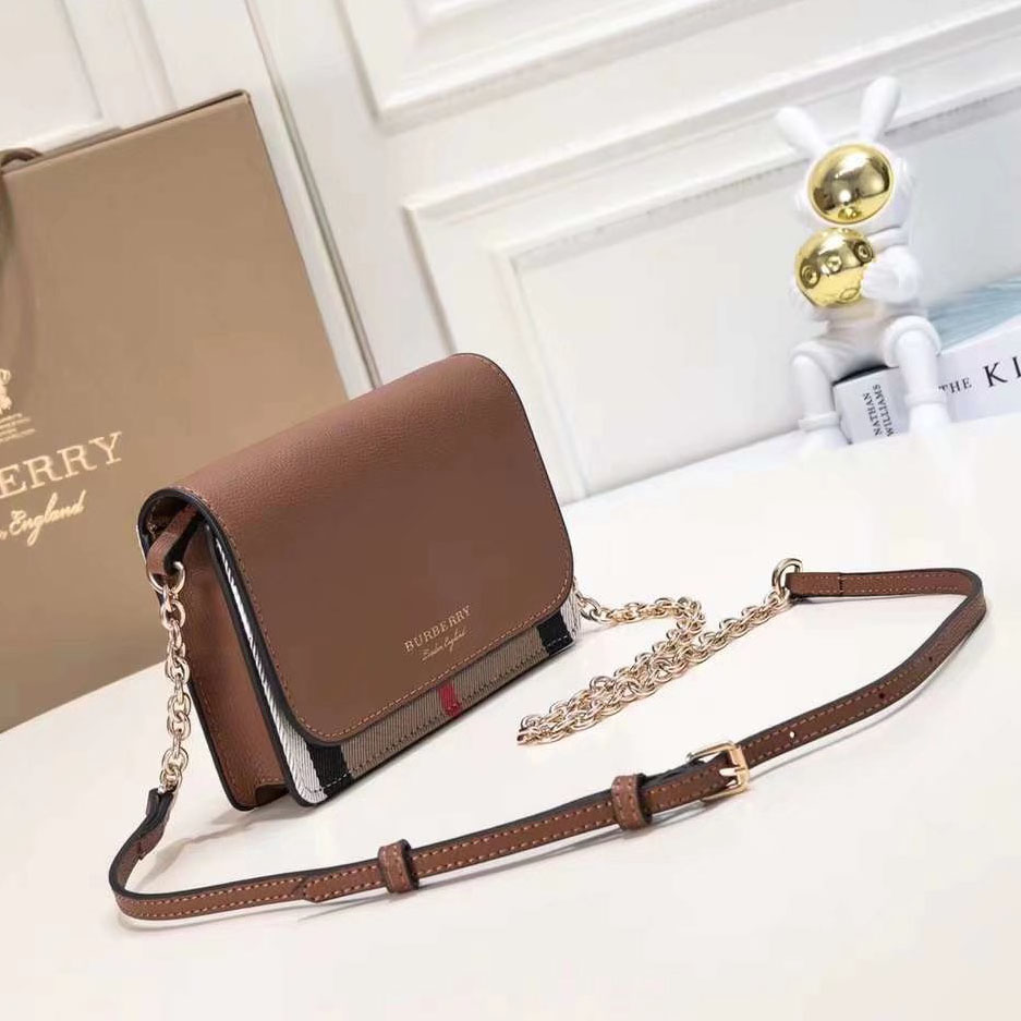 Bur Classic Shoulder Bag - Small NG551019