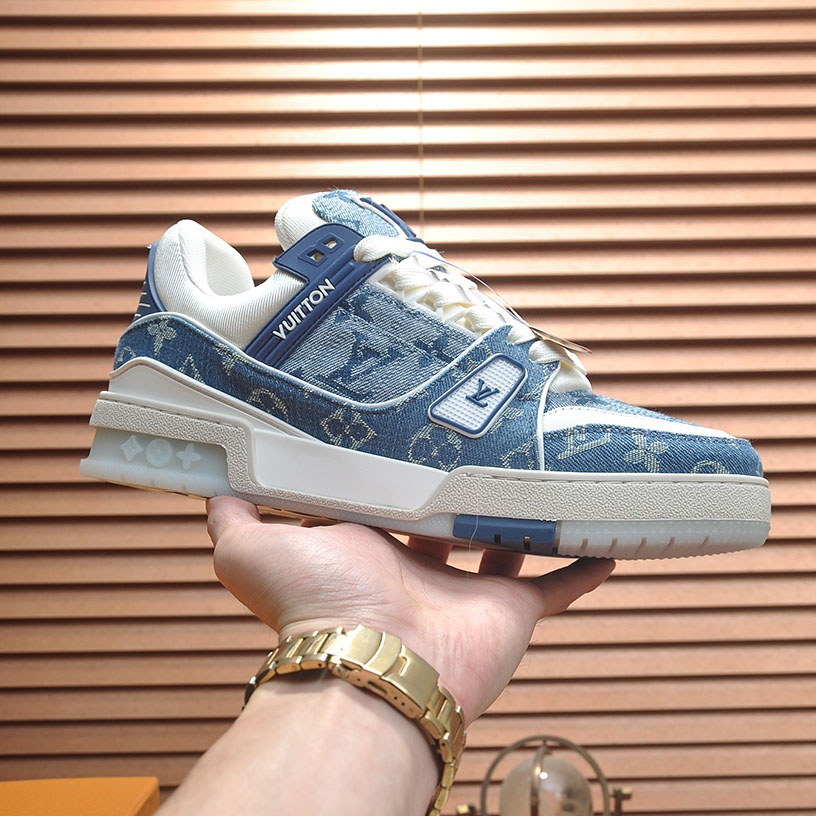 LV Trainer Sneakers NG111809