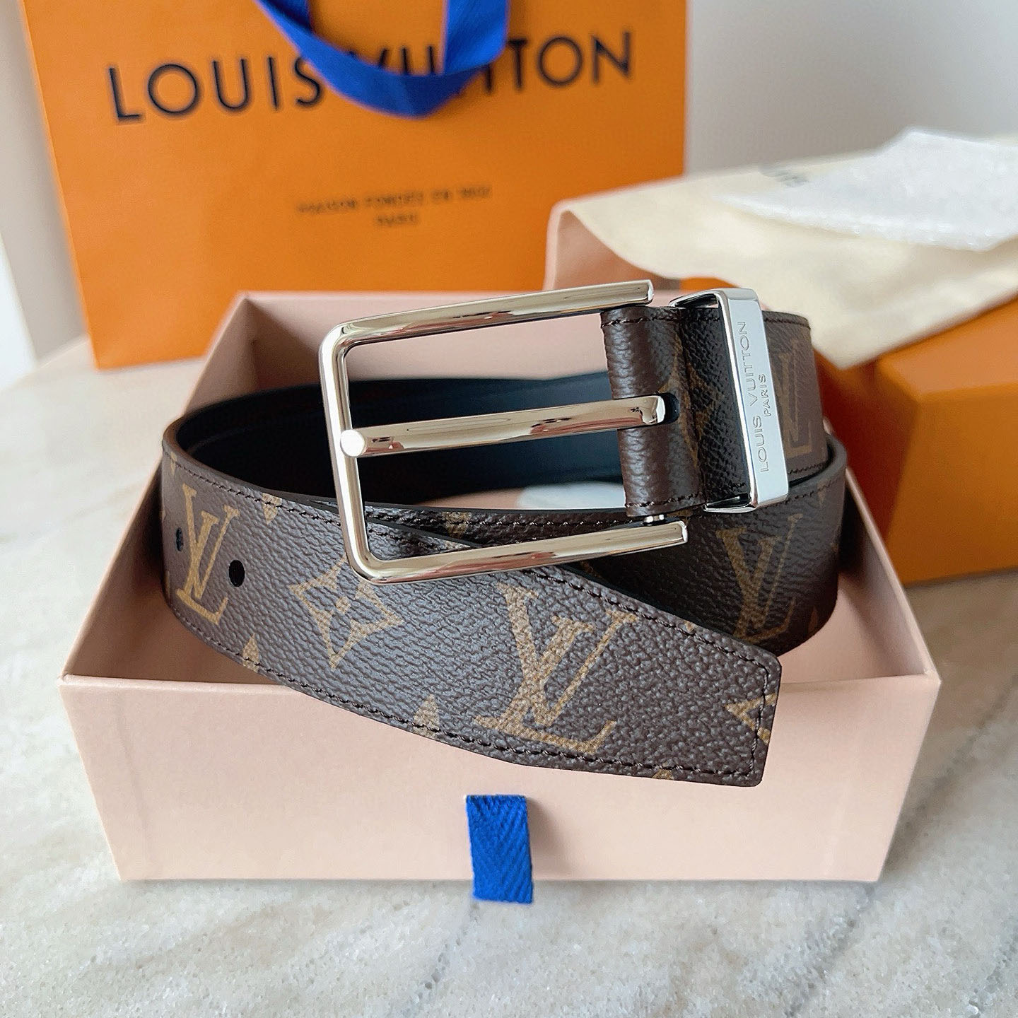 LV Classic Taurillon Belt NG111829