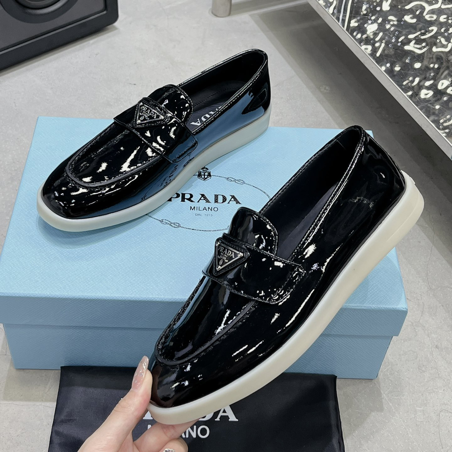 PRA Classic Patent Leather Loafers NG111909