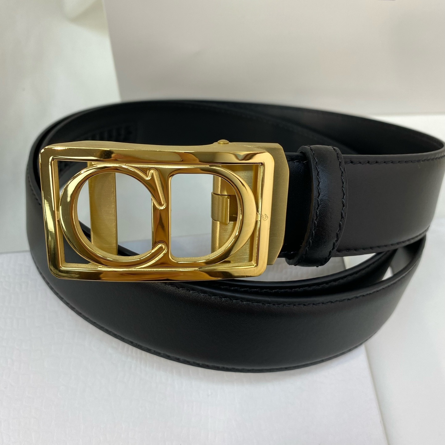 CD Automatic Buckle Cowhide Icon Belt YVTF111903