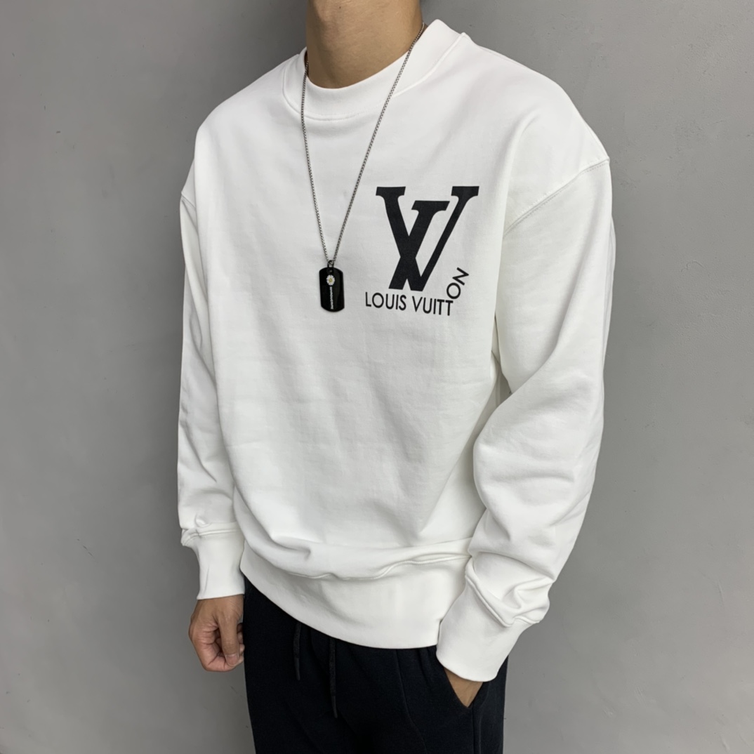 LV Men's Classic Crew Neck Sweatshirt FNG112004