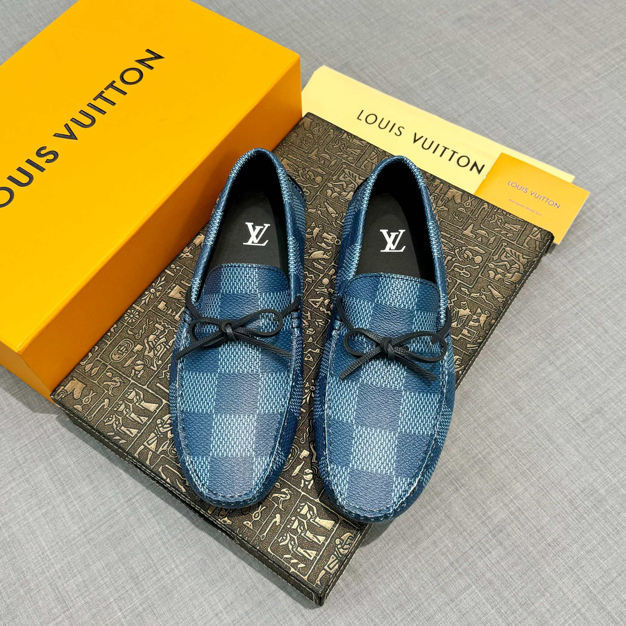 LV Men's Classic Damier Loafers FNG112114
