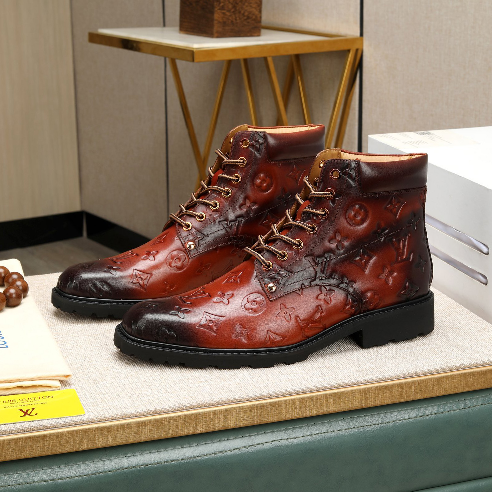 LV Men's Casual Ankle Boots FNG112138