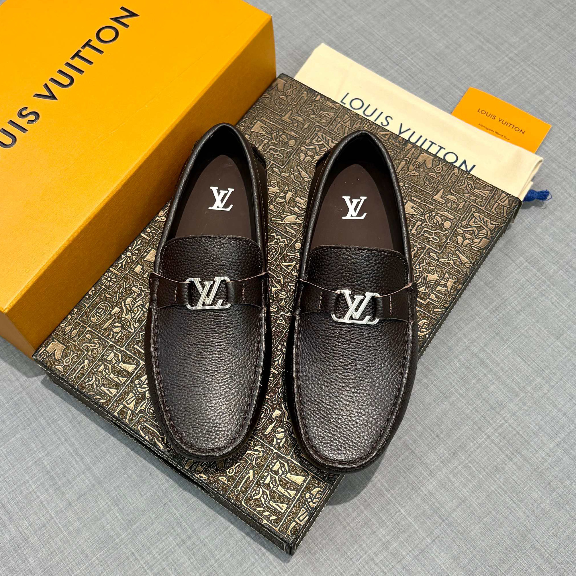 LV Men's Simple Slip-on FNG112142