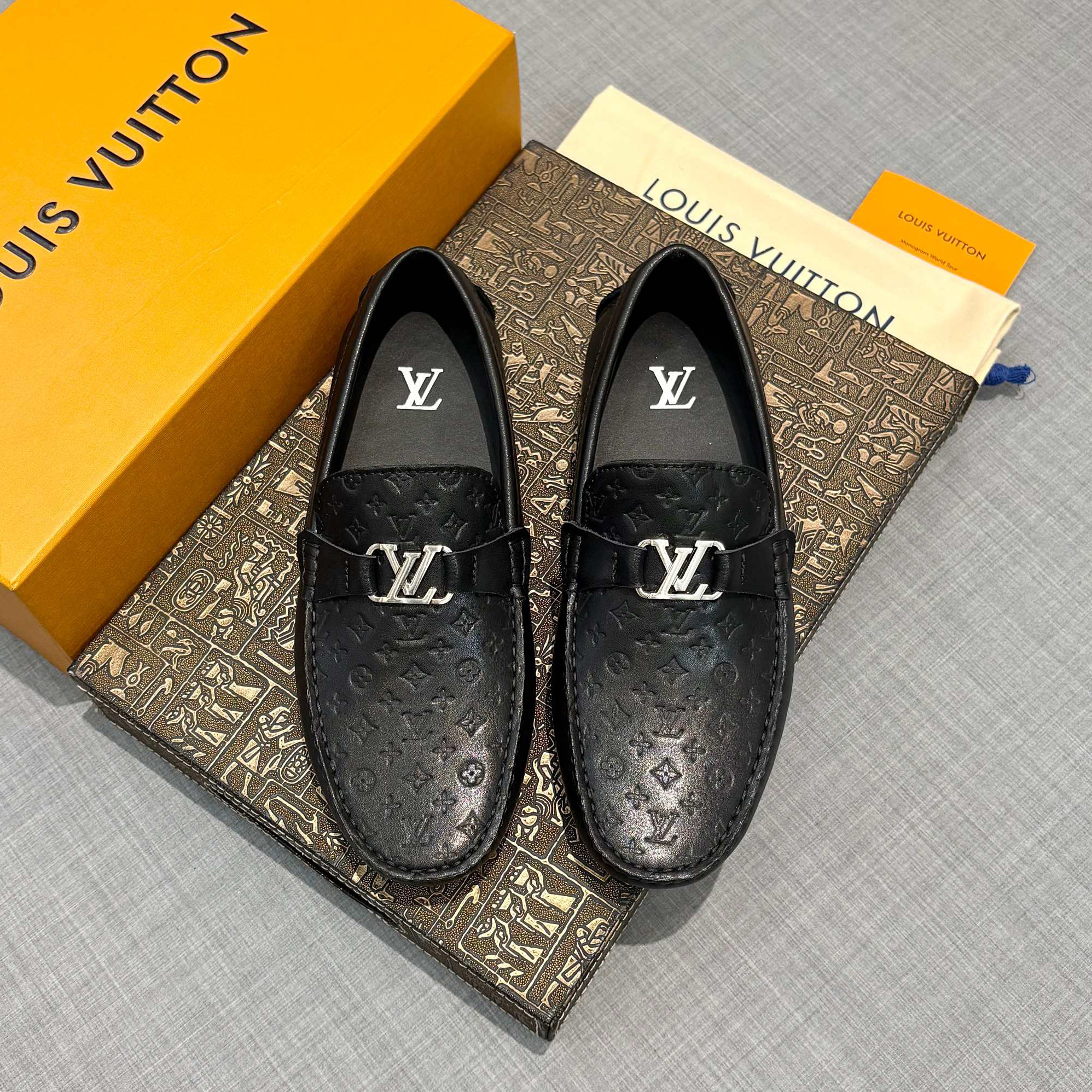 LV Men's Embossed Logo Loafers FNG112143
